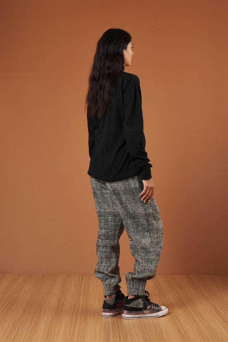 BLACK AND WHITE THICK CHAMBRAY WOVEN JOGGERS