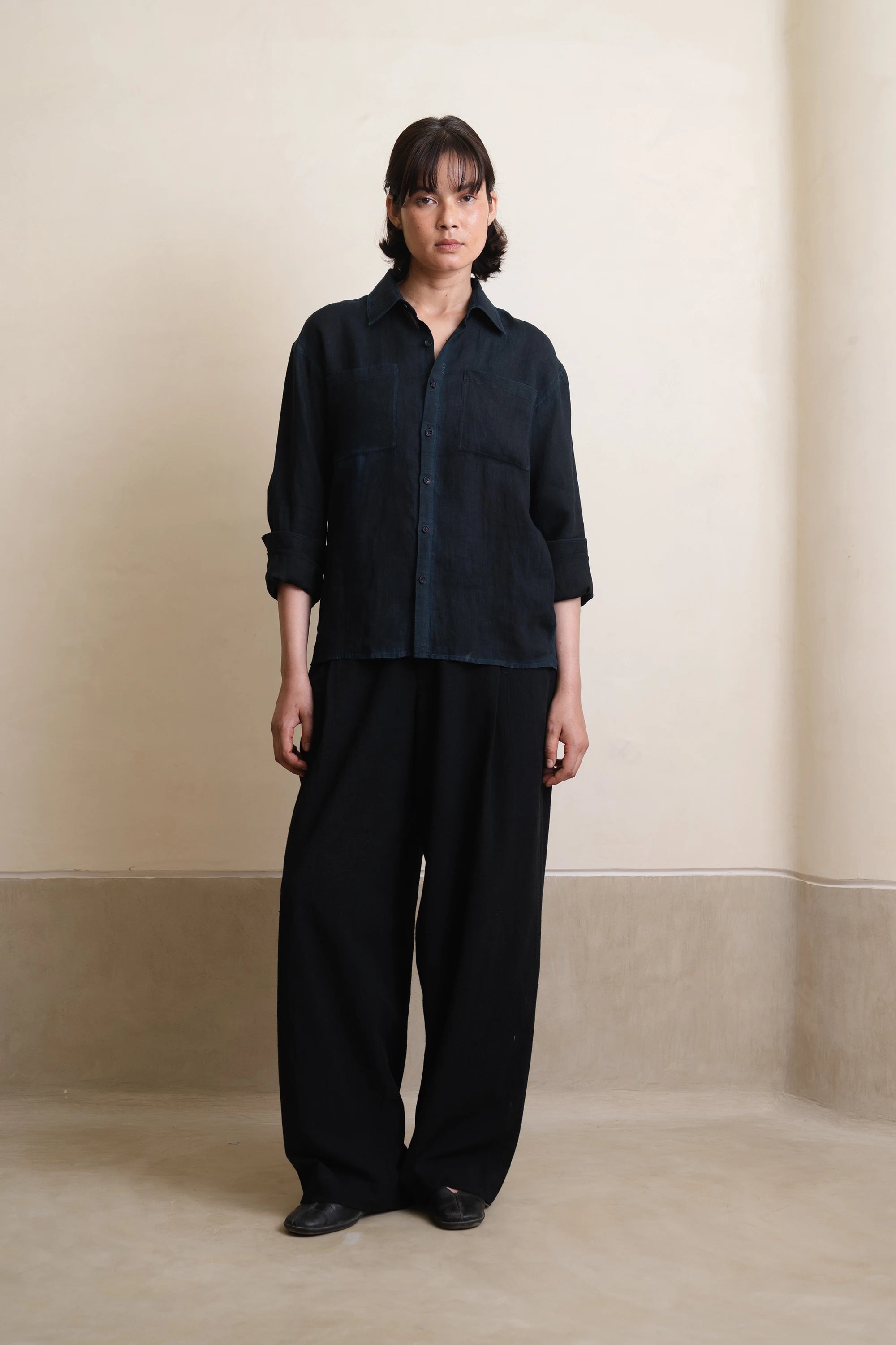 Breeze Relaxed Shirt in Black