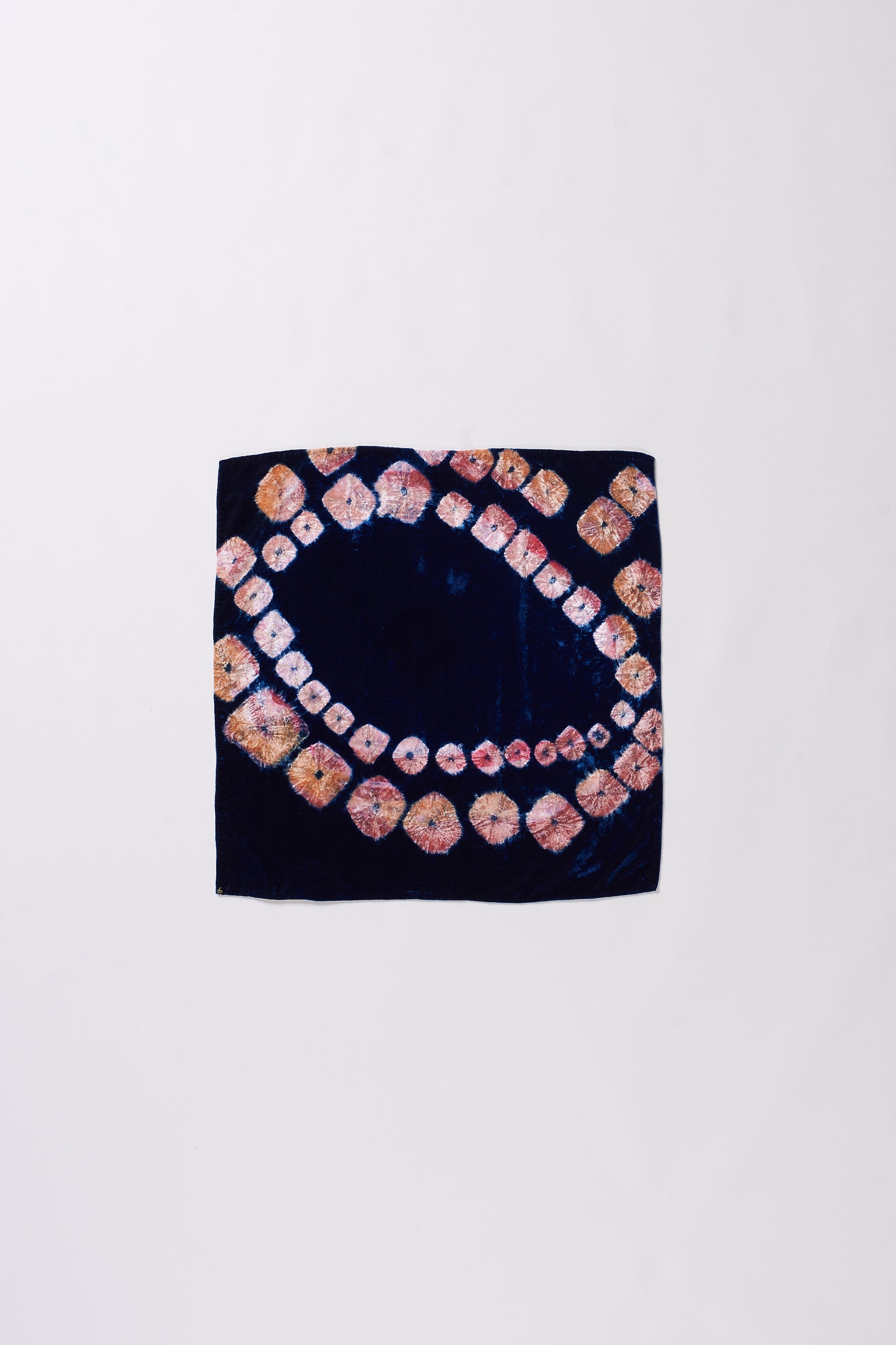 MEDIUM INDIGO BANDHANI SCARF