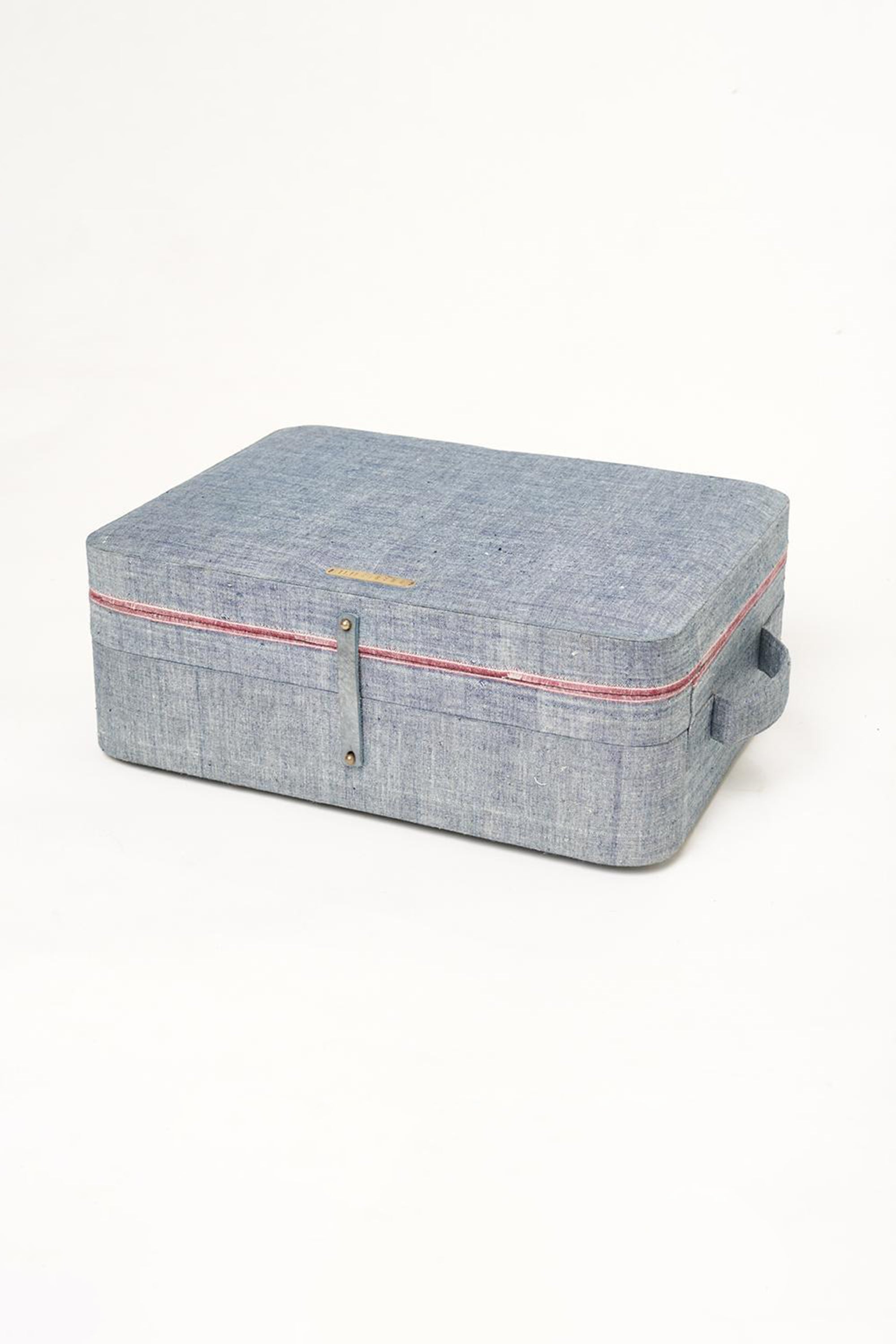 ROUTE CASE WITH 100% HANDMADE INDIGO SHIRT IN HANDSPUN COTTON