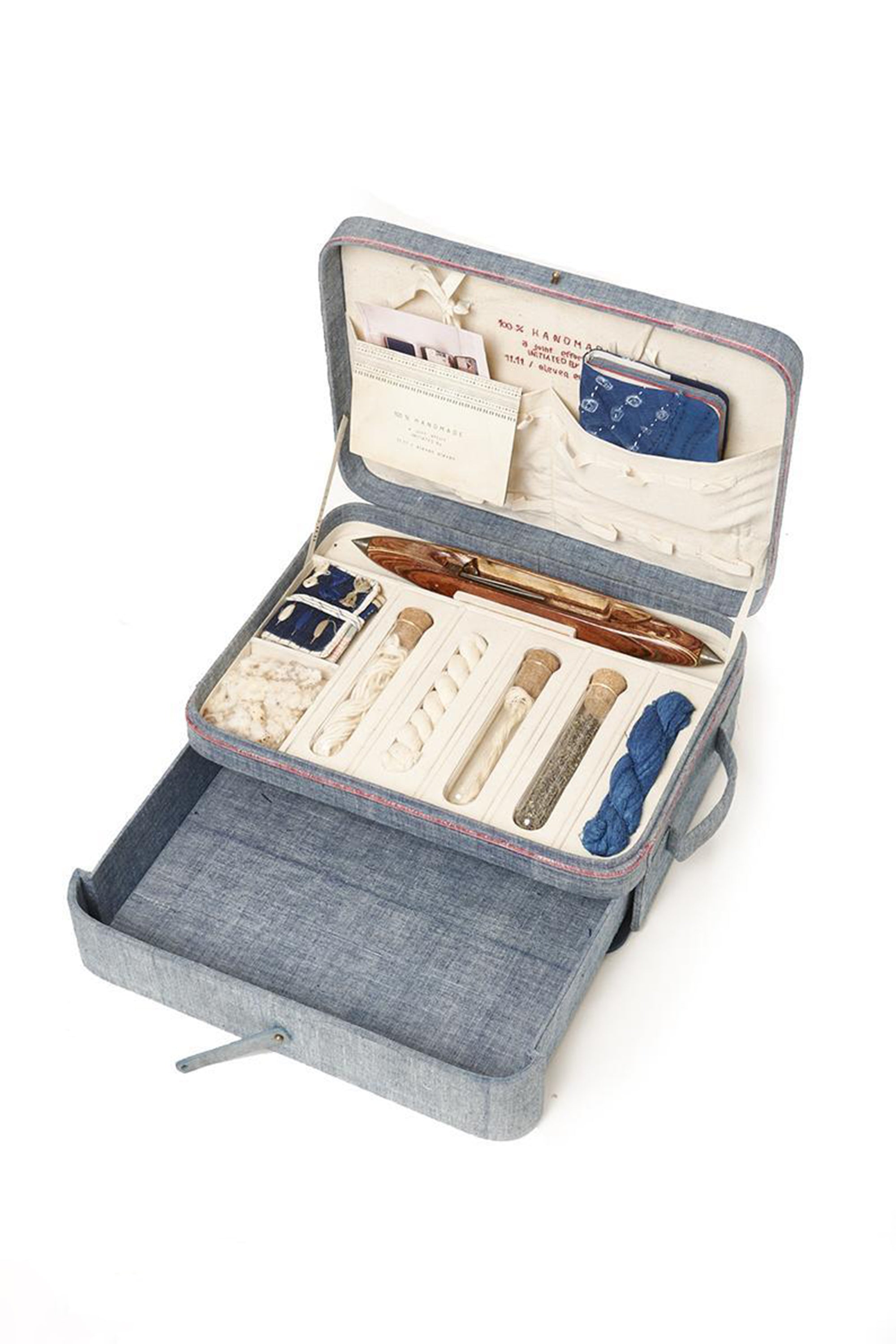 ROUTE CASE WITH 100% HANDMADE ECRU SHIRT IN HANDSPUN COTTON