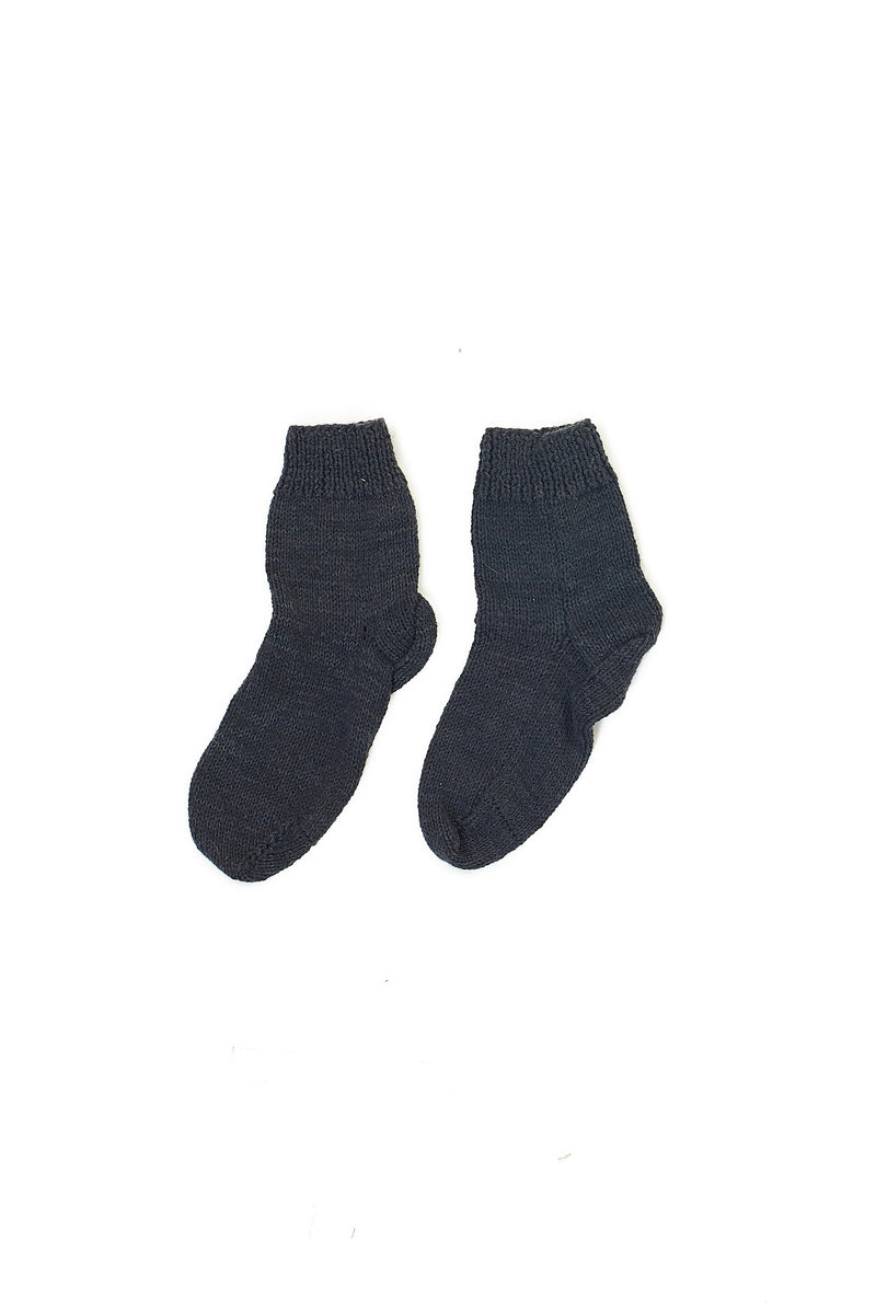 HAND-KNITTED PAIR OF SOCKS DYED IN NATURAL INDIGO