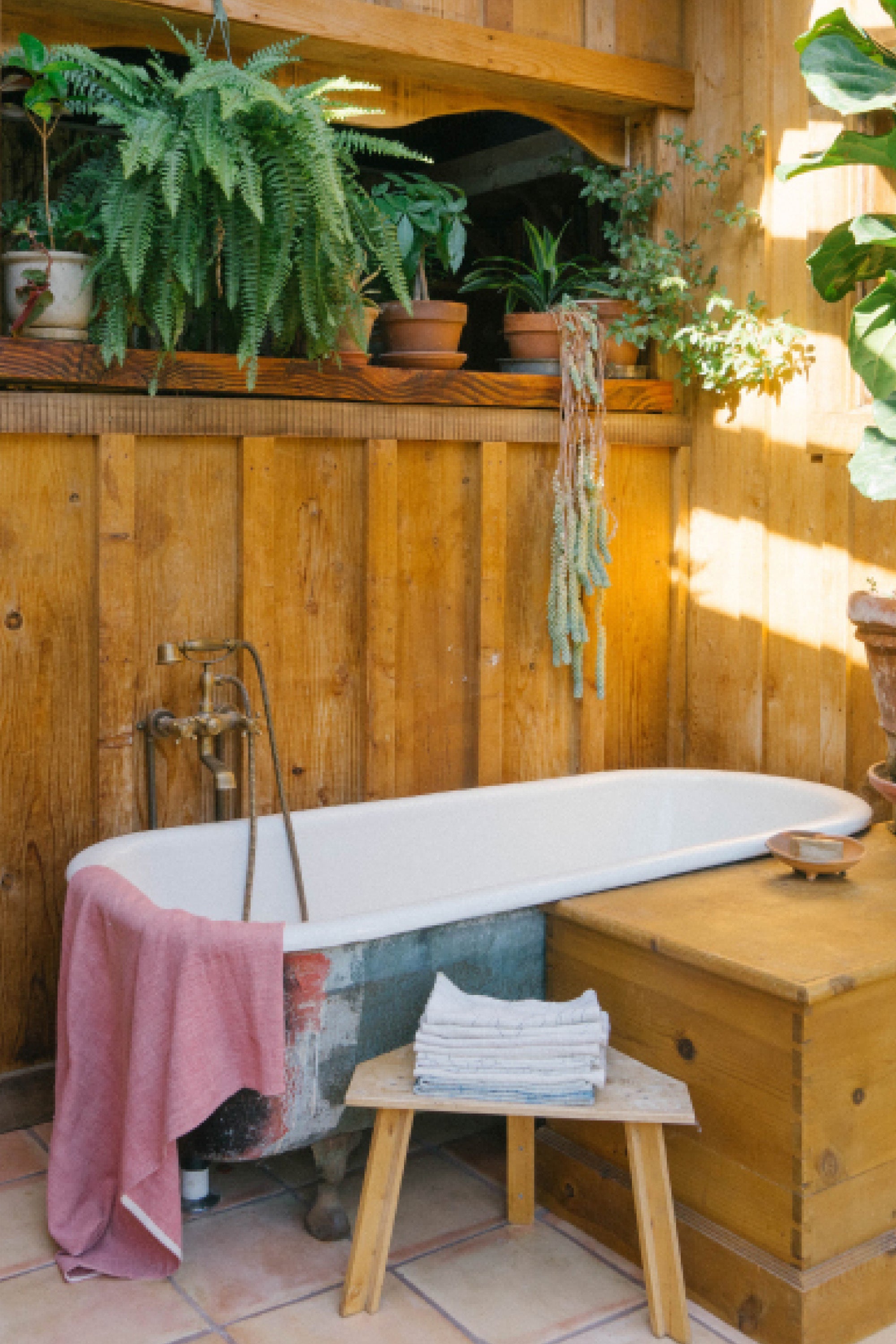 HEIRLOOM COTTON HANDWOVEN BATH TOWEL